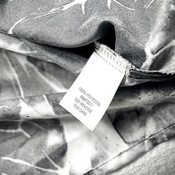 Simply Vera Vera Wang Women’s Floral Print Top Black and Gray Size L - Picture 8 of 10